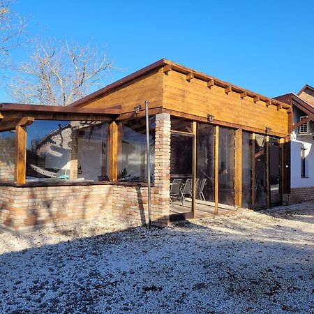 Végvári Vendégház Magyarbóly Exterior foto