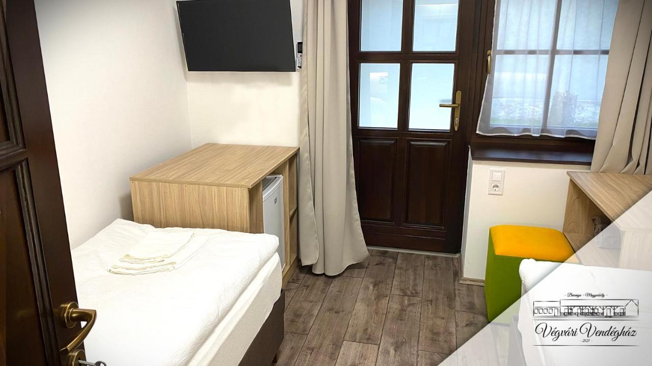 Végvári Vendégház Magyarbóly Exterior foto