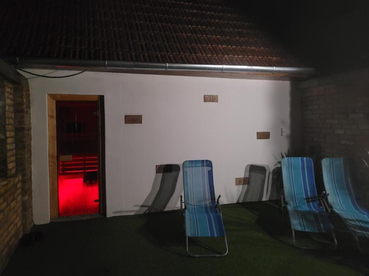 Végvári Vendégház Magyarbóly Exterior foto